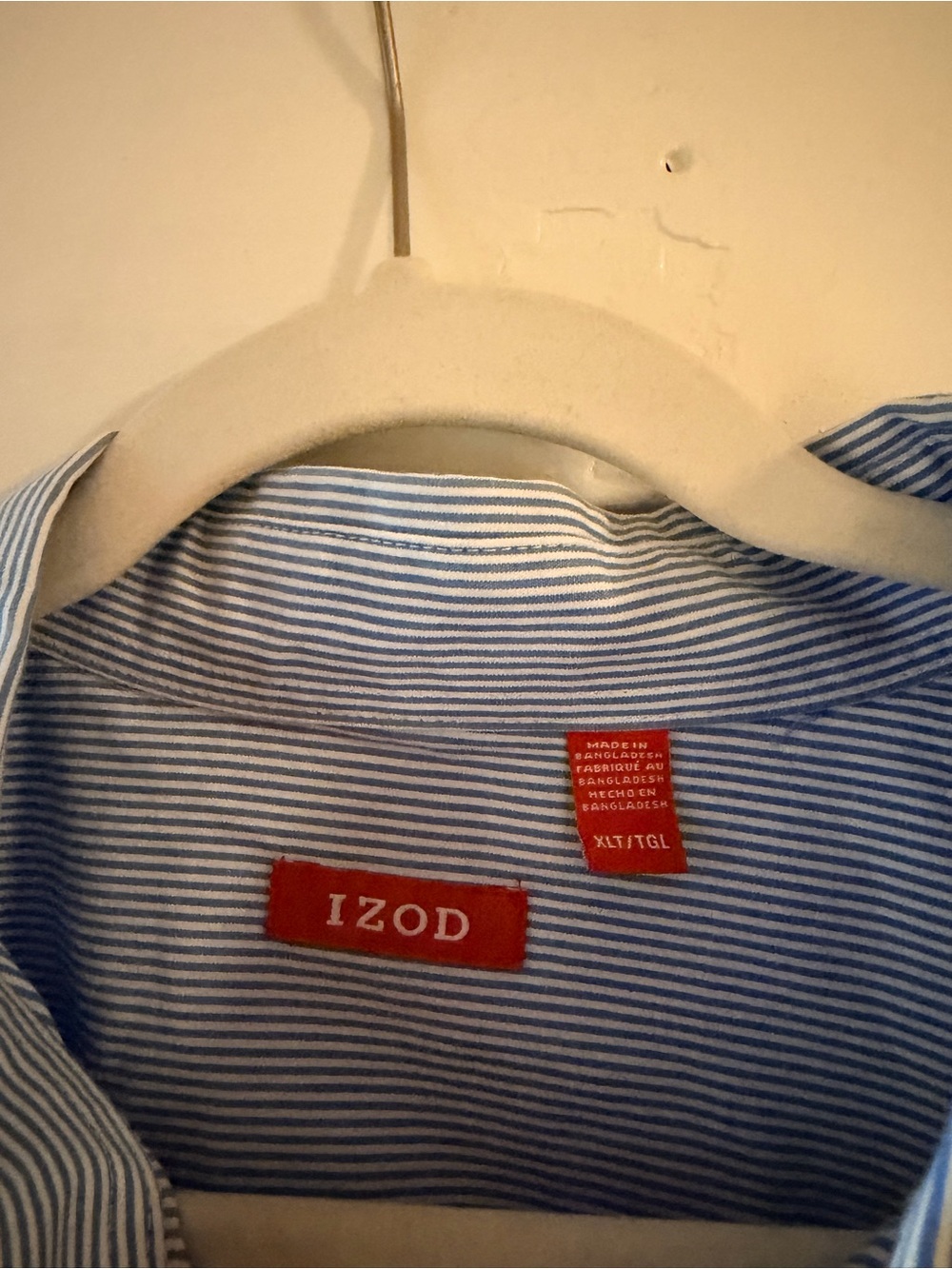 IZOD Men’s Blue Stripe Button-Down Shirt – XLT - Picture 2 of 3